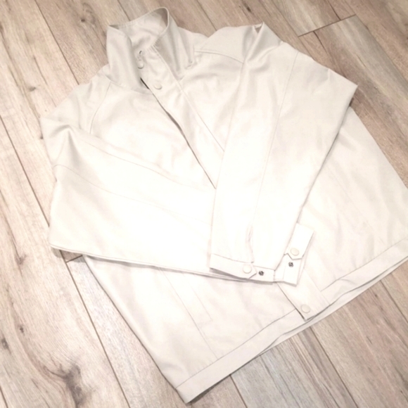 NWT jacket - Picture 2 of 4